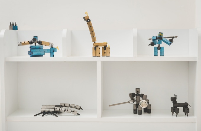 LeBitGo sets